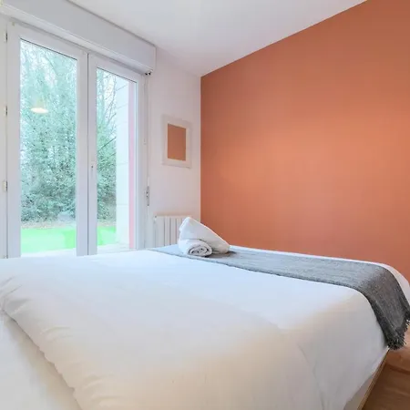 - Beautiful T2 For 2 People Parking ! Apartamento